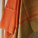 Fouta en coton biologique coloris Mandarine. Tissage jacquard nid d'abeilles 